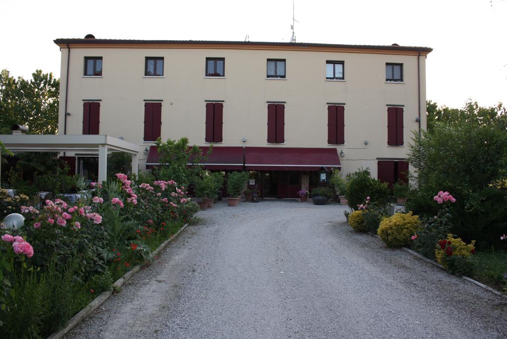 Villa Belfiore Ostellato Exterior photo