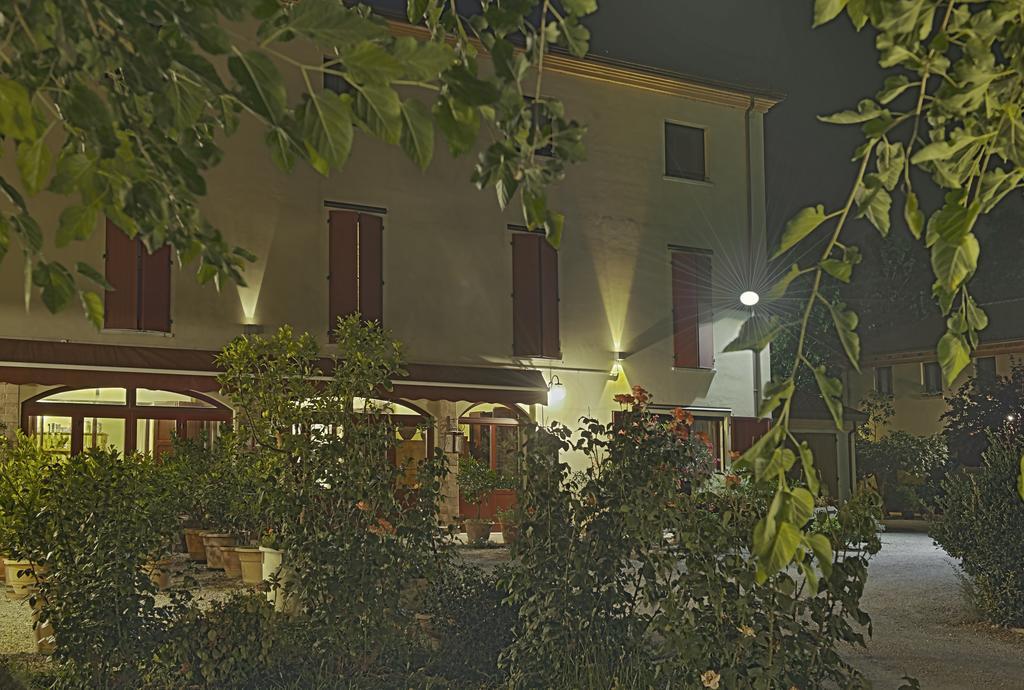 Villa Belfiore Ostellato Exterior photo