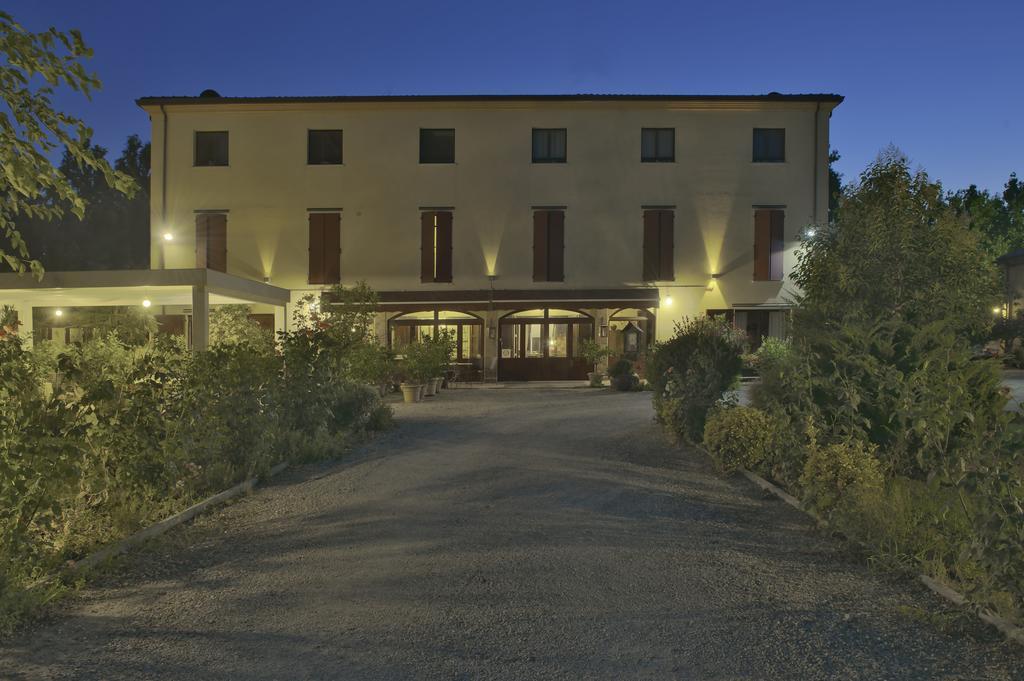 Villa Belfiore Ostellato Exterior photo